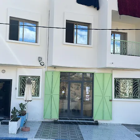 Soraya Guest House Surf Camp & Restaurant-3