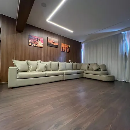 City Hotel-3