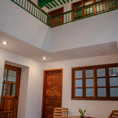 Hostal 66-2