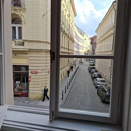 Safestay Prague Charles Bridge-2