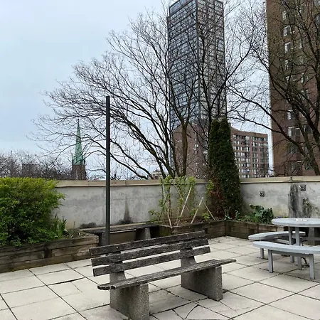 Neill Wycik Hostel-2