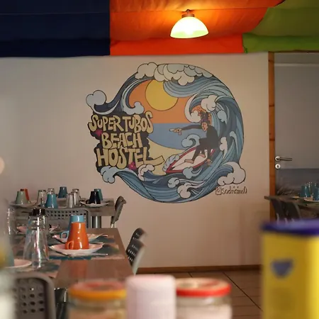 Supertubos Beach Hostel-2
