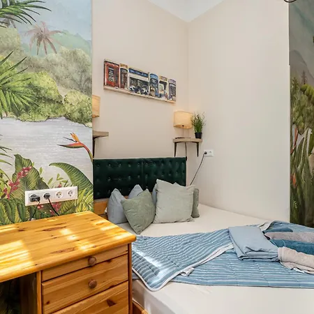 Acacia Private Rooms & Studios-3