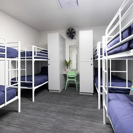 Spin Off Hostel-2