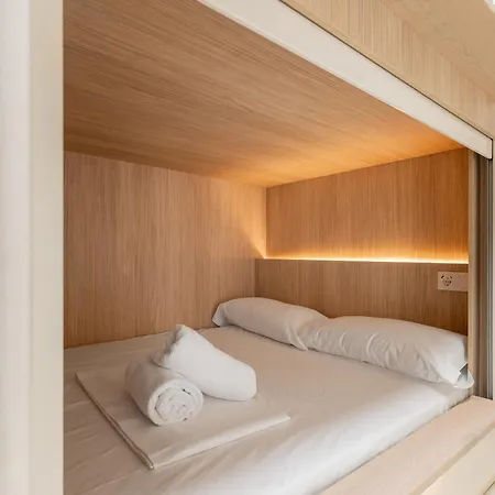 Literal Hostel-2