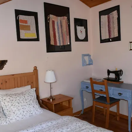 Sintra Small Hostel-2