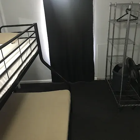Home Backpackers-3