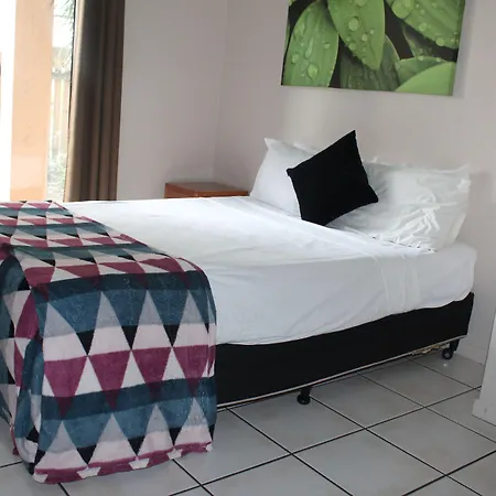 Bohemia Resort Cairns-2
