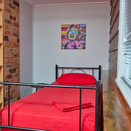 Cairns City Backpackers Hostel-2