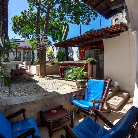 Island Life Hostel-3