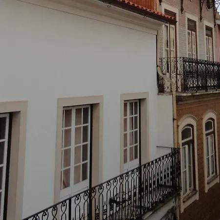 Be Coimbra Hostels-2