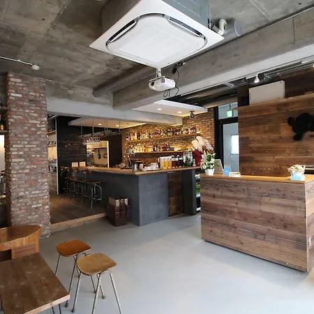 Glocal Nagoya Backpackers Hostel-3