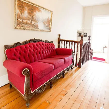 Montacute Boutique Bunkhouse-3