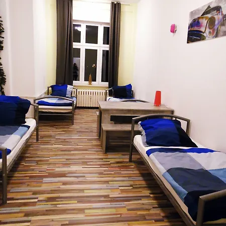 Hostel 199-3