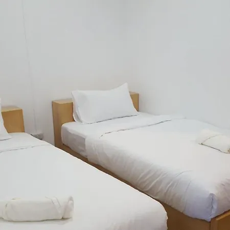 Jindabyne Cafe & Hostel-3