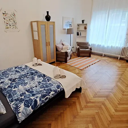 Gaia Astoria-2
