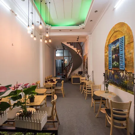 The Like Hostel & Cafe-2