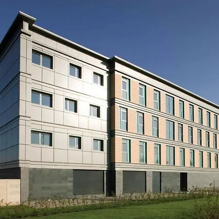 Edinburgh College Residence-2