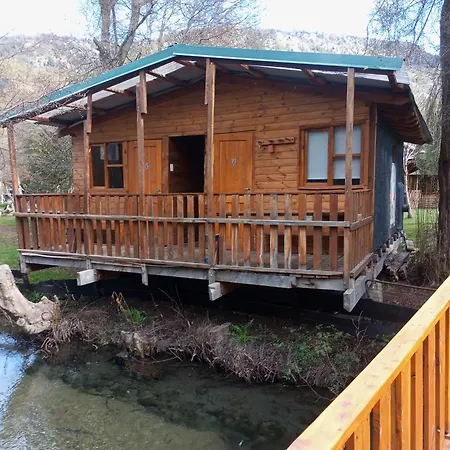 Hostel Los Coihues-3