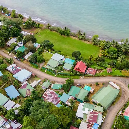 Jacobin Hostel & Cabins-2