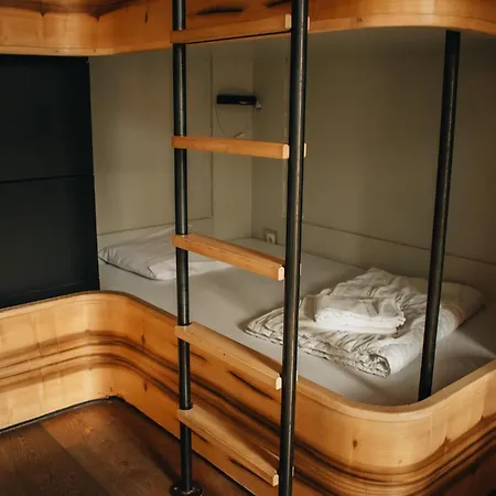 King Kong Hostel-2