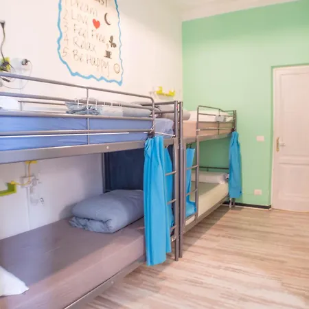 Victoria House Hostel-2