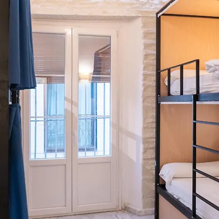 The Nomad Hostel&Pension-2
