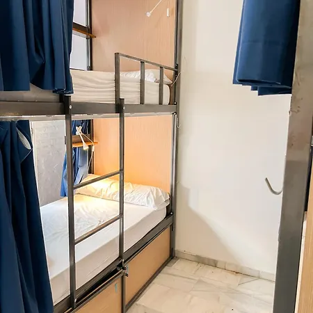 The Nomad Hostel&Pension-3
