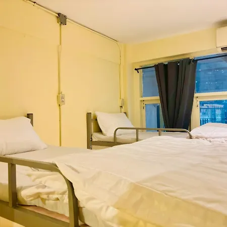 Sukhum Khaosan Au Bon Hostel-3
