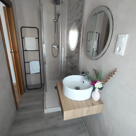 Hostal Monica-2