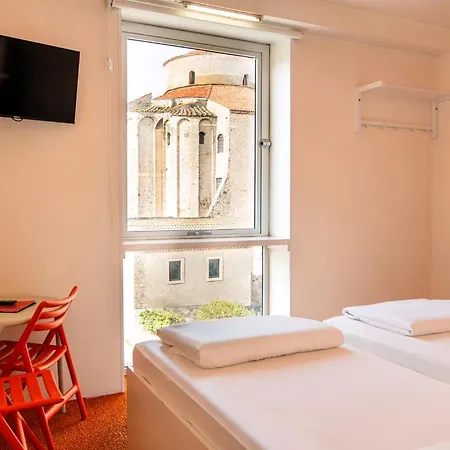 Boutique Hostel Forum-2