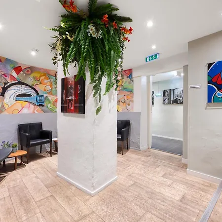 City Hostel-3