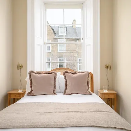 Gilmore Townhouse-3