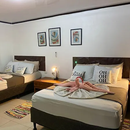 Aracari Garden Hostel-2