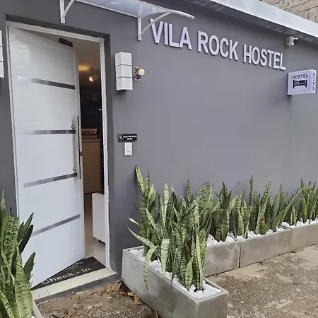 Vila Rock Hostel - Secure Neighborhood, Near Metro, Nubank Allianz Parque, Vila Madalena, Av Paulista, Easy Access To Morumbis And Autodromo Interlagos-3