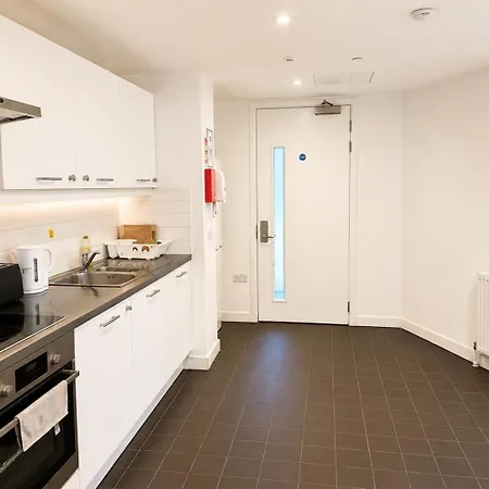 Torquay House-2