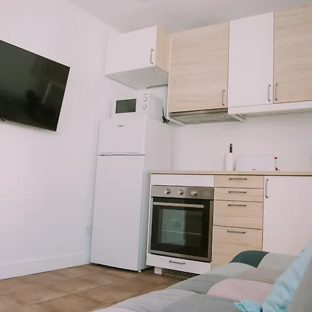 Kite & Surf Nomad House-3