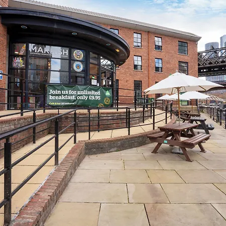 Yha Manchester-3