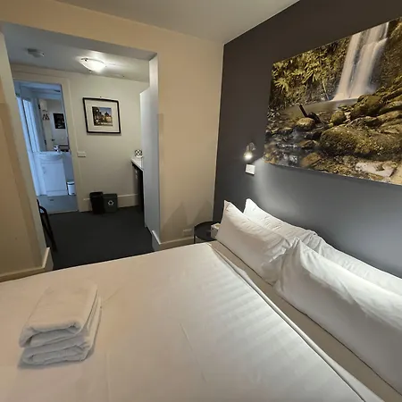 Yha Melbourne Central-3