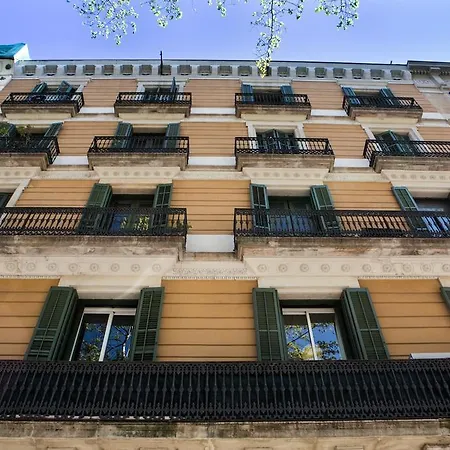 Born Barcelona Hostel-3