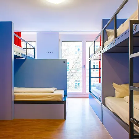 United Hostel Frankfurt City Center-3