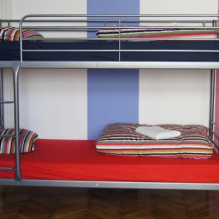 Westend Hostel-2