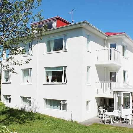 Reykjavik Hostel Village-2