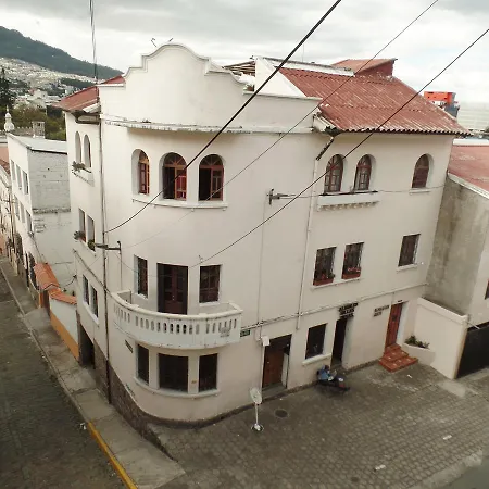 Hostel Revolution Quito-3
