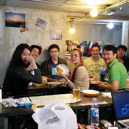 Time Travelers Party Hostel In Hongdae-2