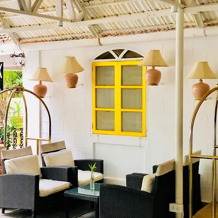 Bedrock Boutique Hostel-3