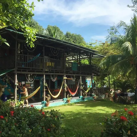 Luminosa Montezuma Hostel-3