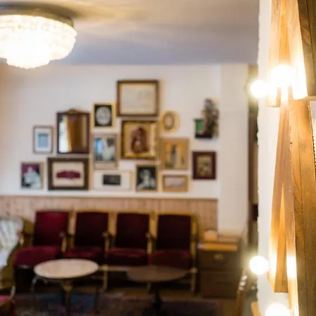 Pars Teatro Hostel (Adults Only)-2