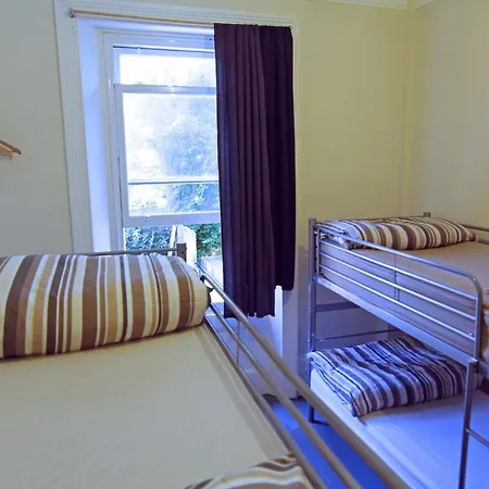 Brighton Youthful Hostel.....By The Sea-3