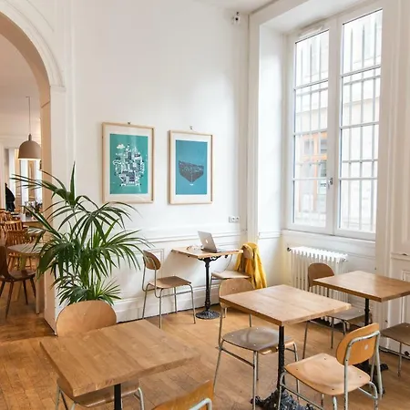 Slo Hostel Lyon Les Pentes (Adults Only)-3